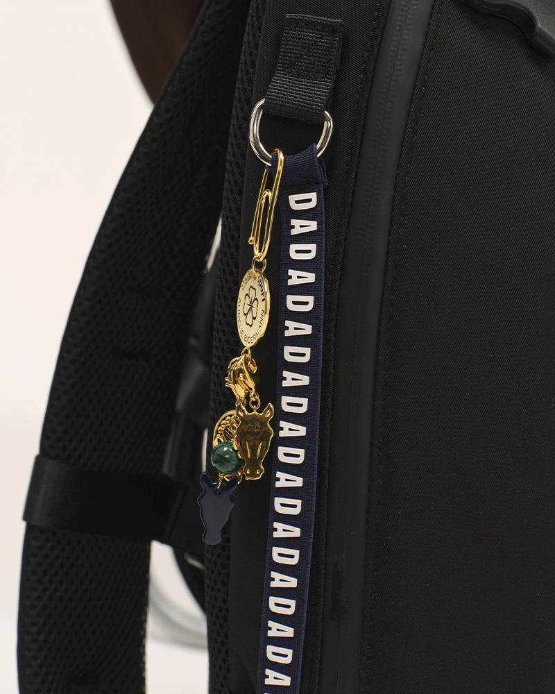 dada sport Golden Horse Charm - Luxe EQ