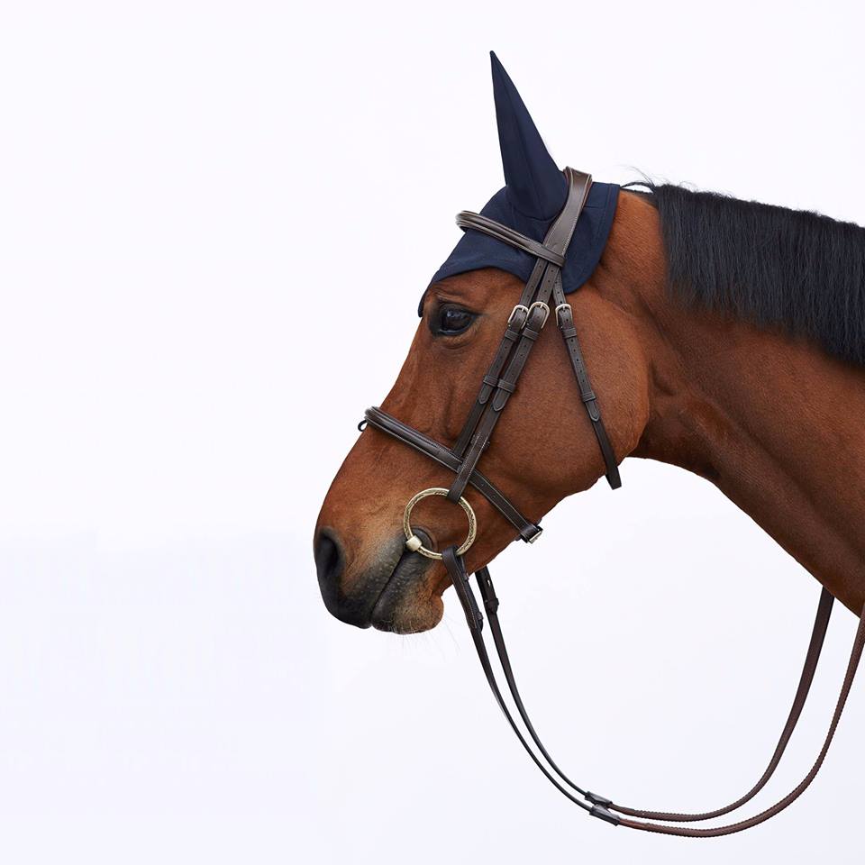 Cavalleria Toscana micro perforated eanet - Luxe EQ