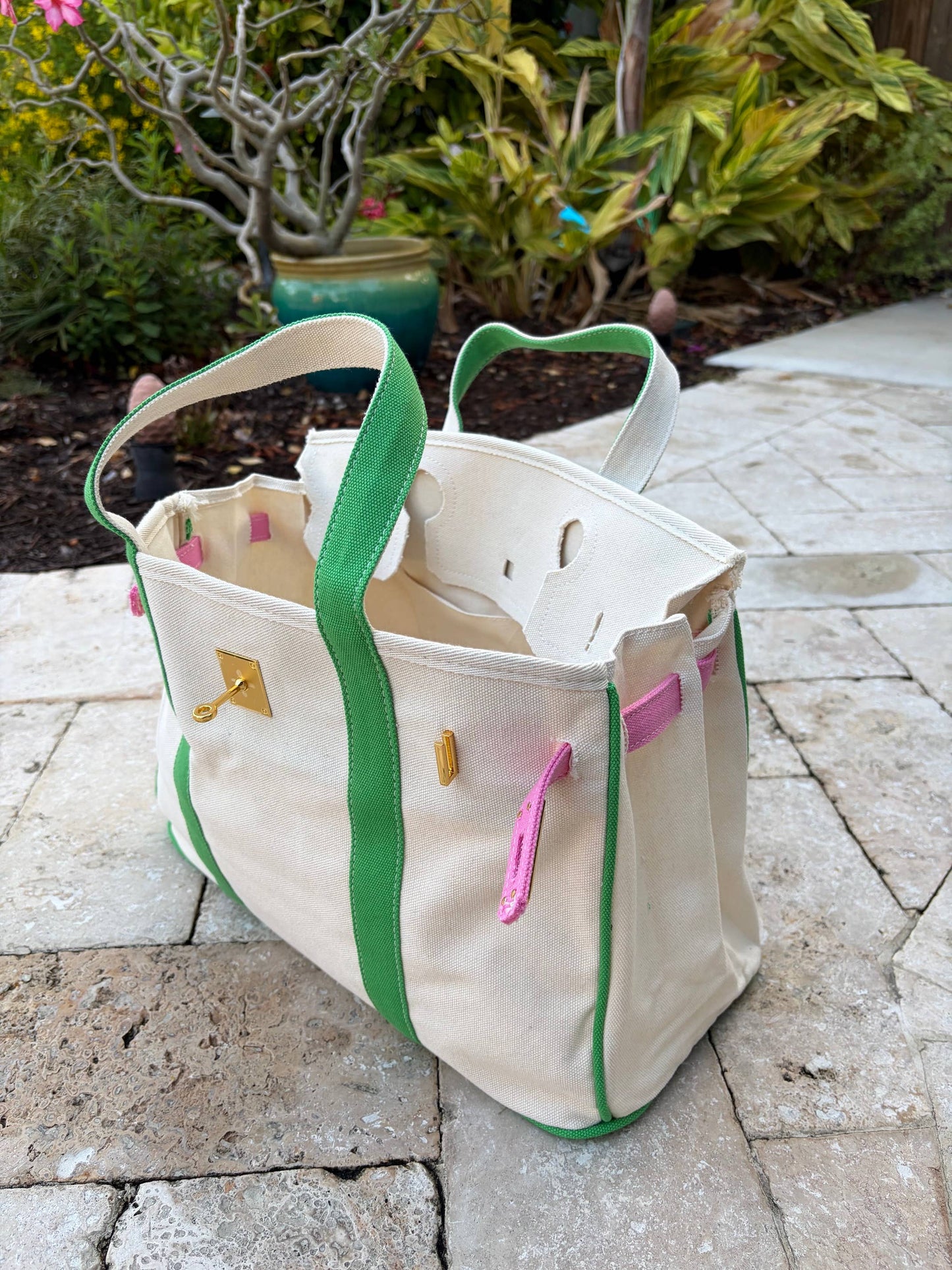 Boatkin Bag w/ Free 4-Pc Styling Kit by Coral Strands