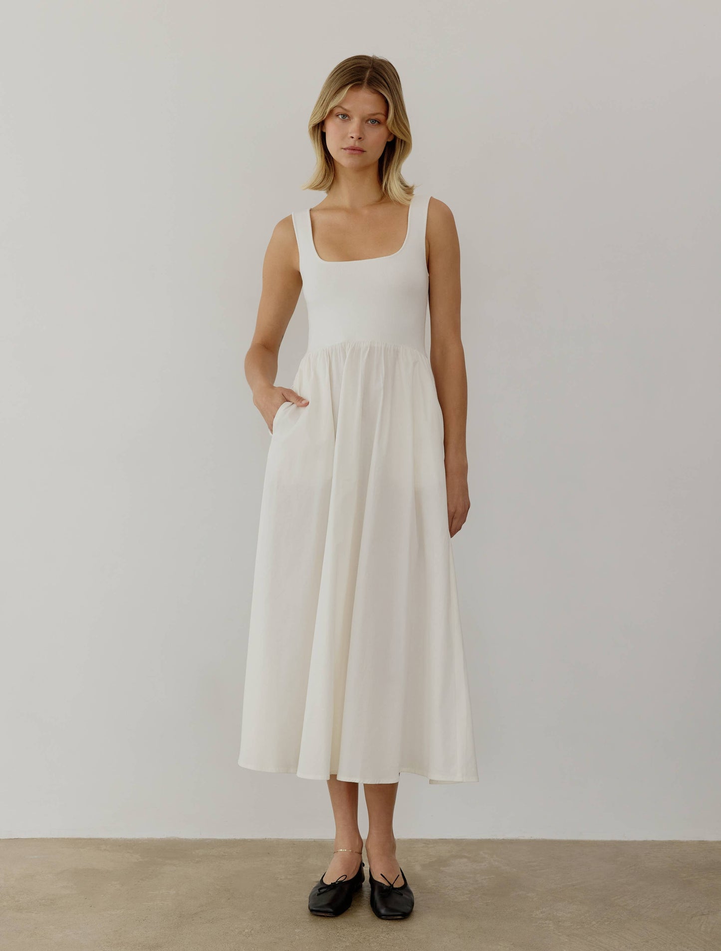 The Lucinda Dress | Sleeveless Maxi Dress with Pockets - Luxe EQ
