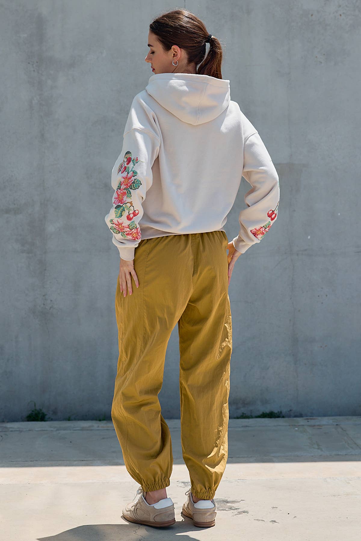Floral Embroidery Pullover Hoodie Sweatshirt - RTK1174 - Luxe EQ