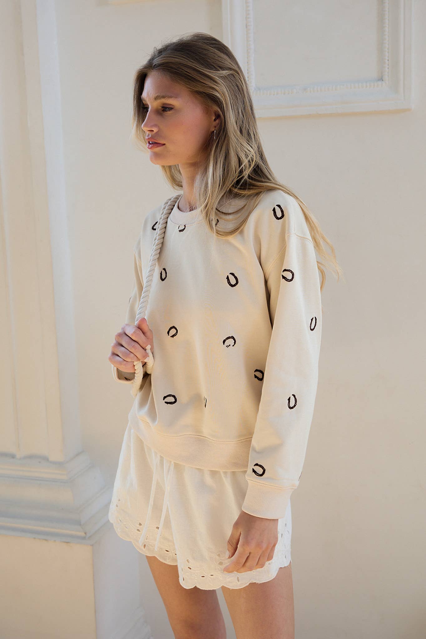Embroidered Horseshoe Sweatshirt - RTK1083 - Luxe EQ