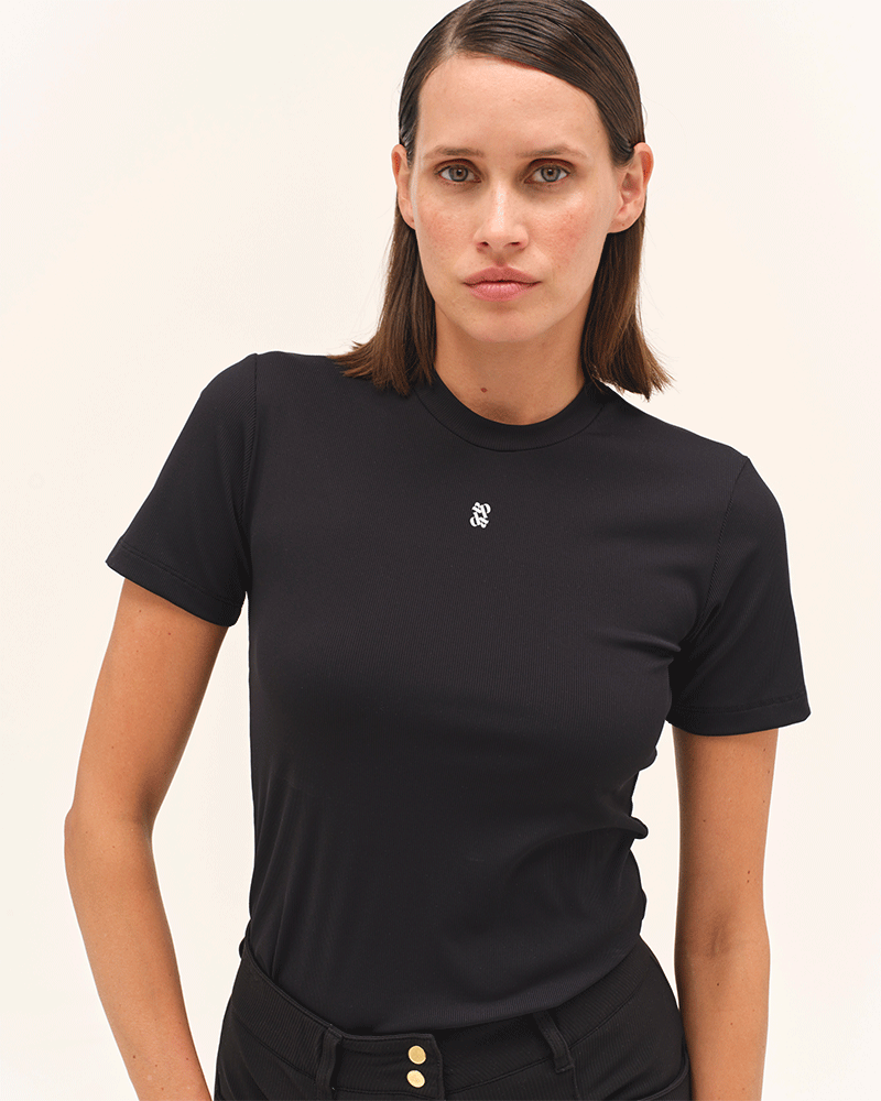 dada sport Berlin - Short-Sleeved T-shirt - Luxe EQ
