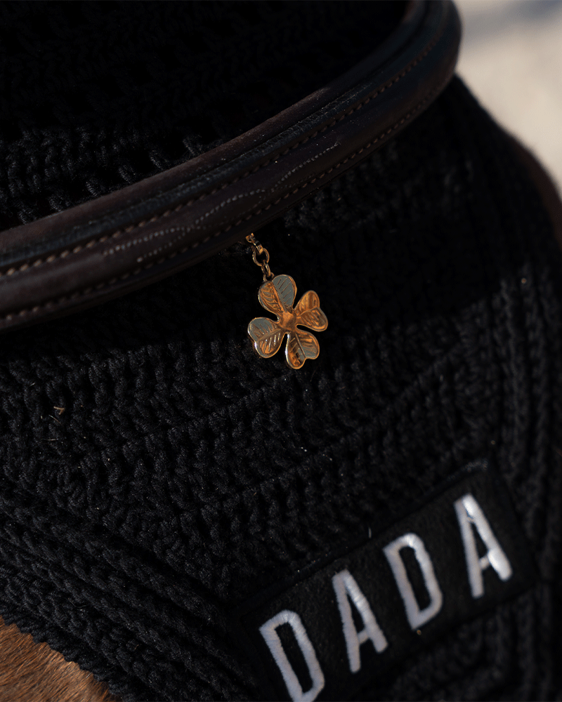 dada sport Clover Charm - Luxe EQ
