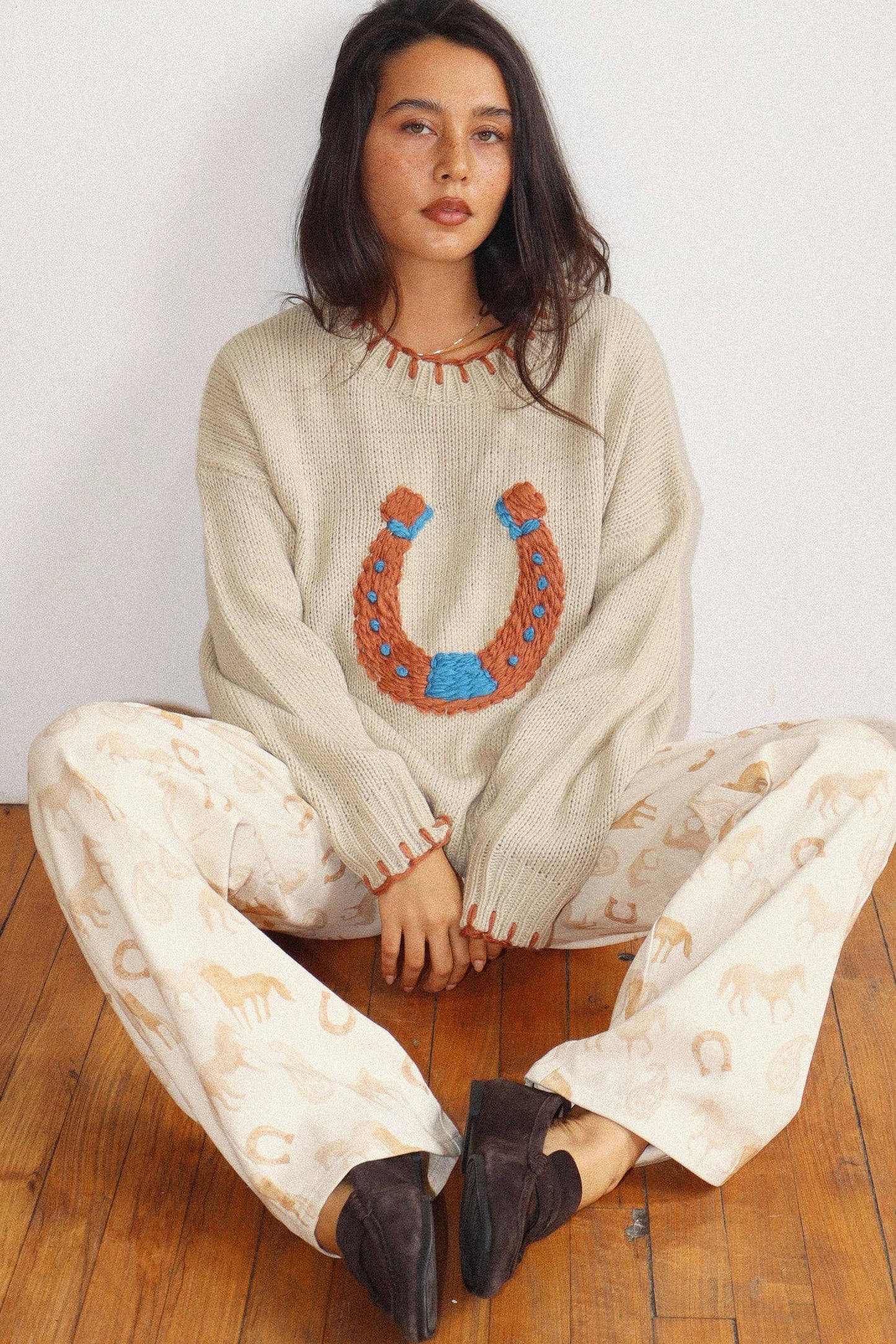 Horseshoe Stitch Oversized Sweater - Luxe EQ