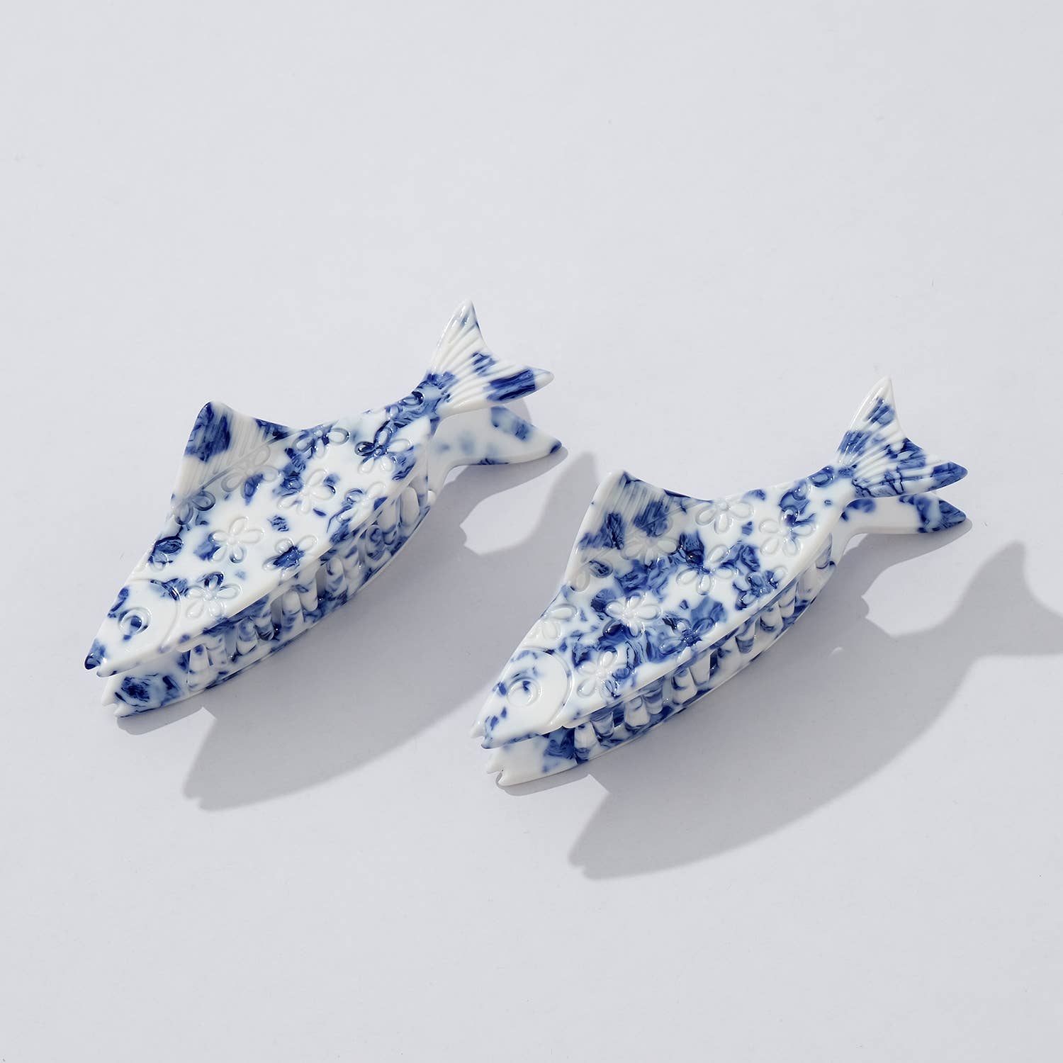 Coastal Blue Floral Fish Claw Clip - Small - Luxe EQ