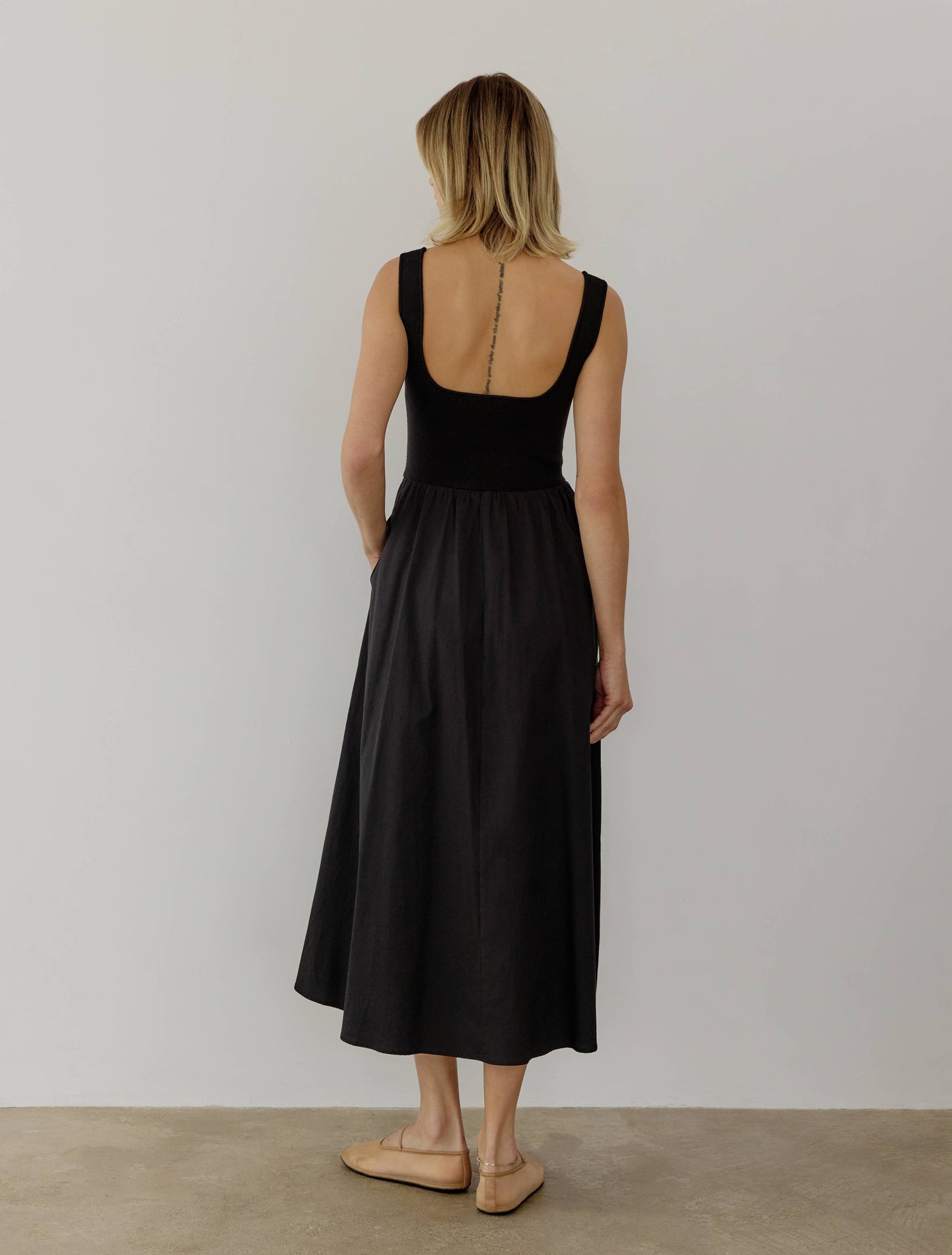 The Lucinda Dress | Sleeveless Maxi Dress with Pockets - Luxe EQ
