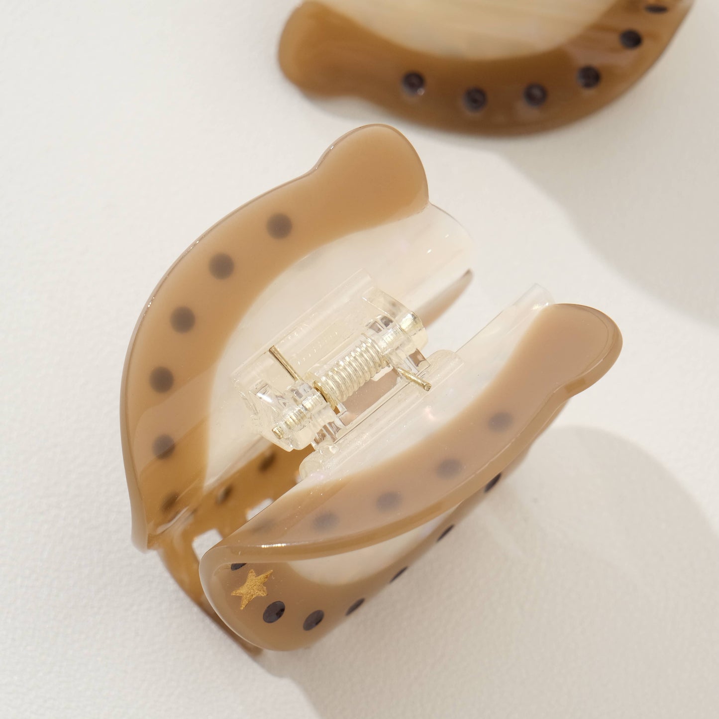 Horseshoe Claw Clip - Medium
